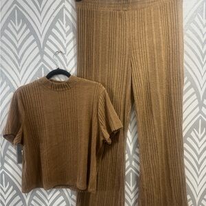 Source Unknown Brown Knit Pant set with High-Waisted Design